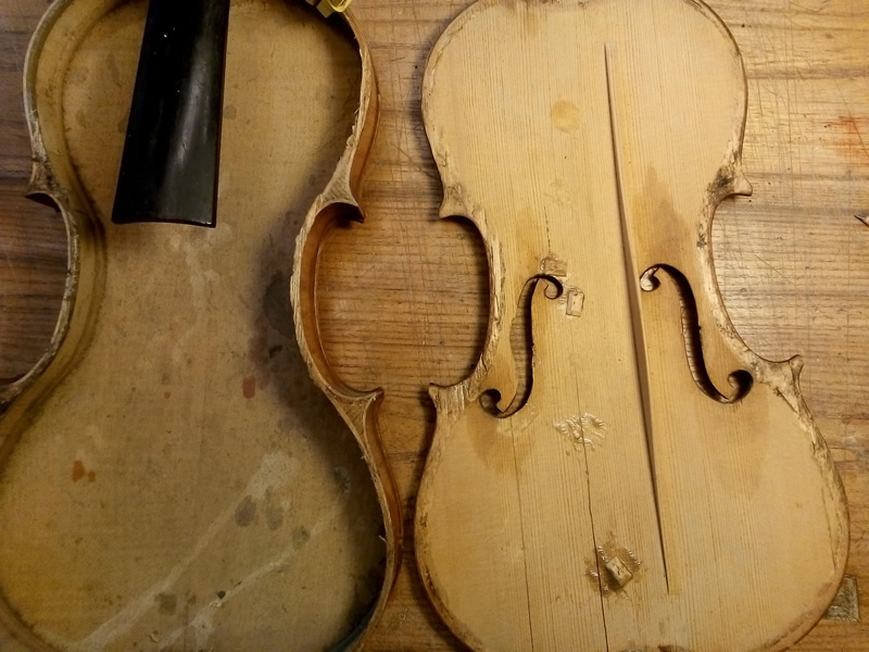Riparazione e restauro chitarra antica