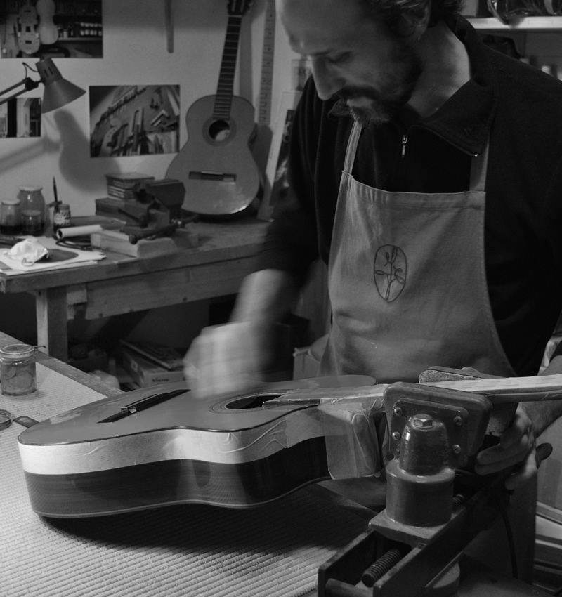 Luthier Falaschi repair classical guitar